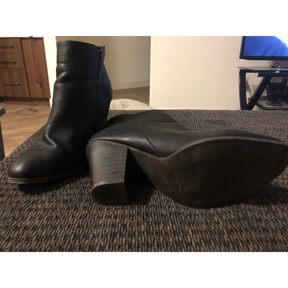 Charlotte Russe Black Booties ✨ - Picture 3 of 5